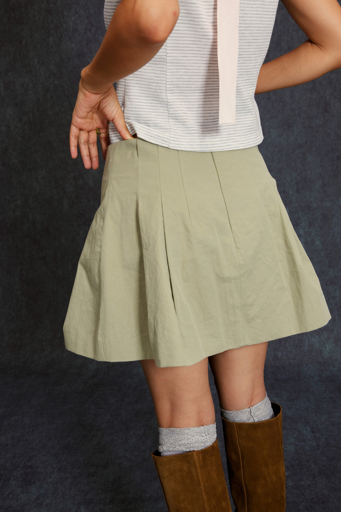 Pinch Pleated Skirt-Khaki Green