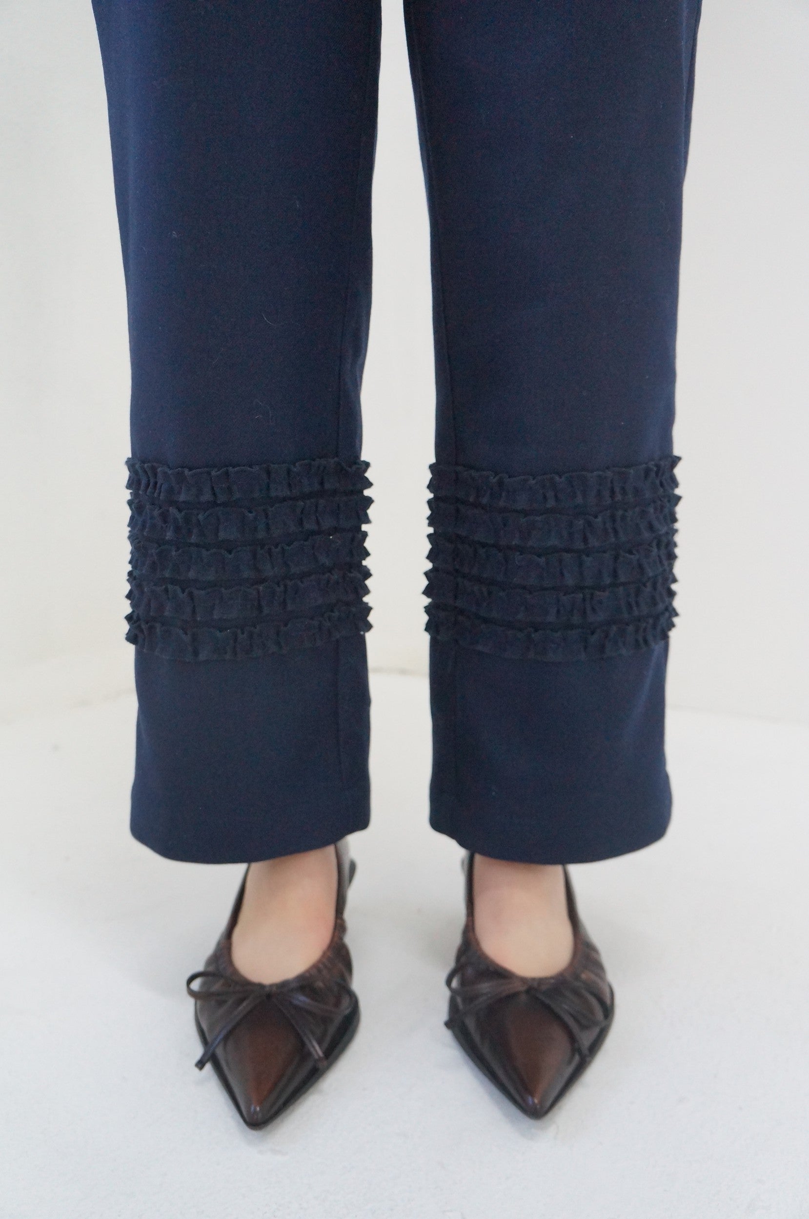 Ruffle Wool Trousers-Navy