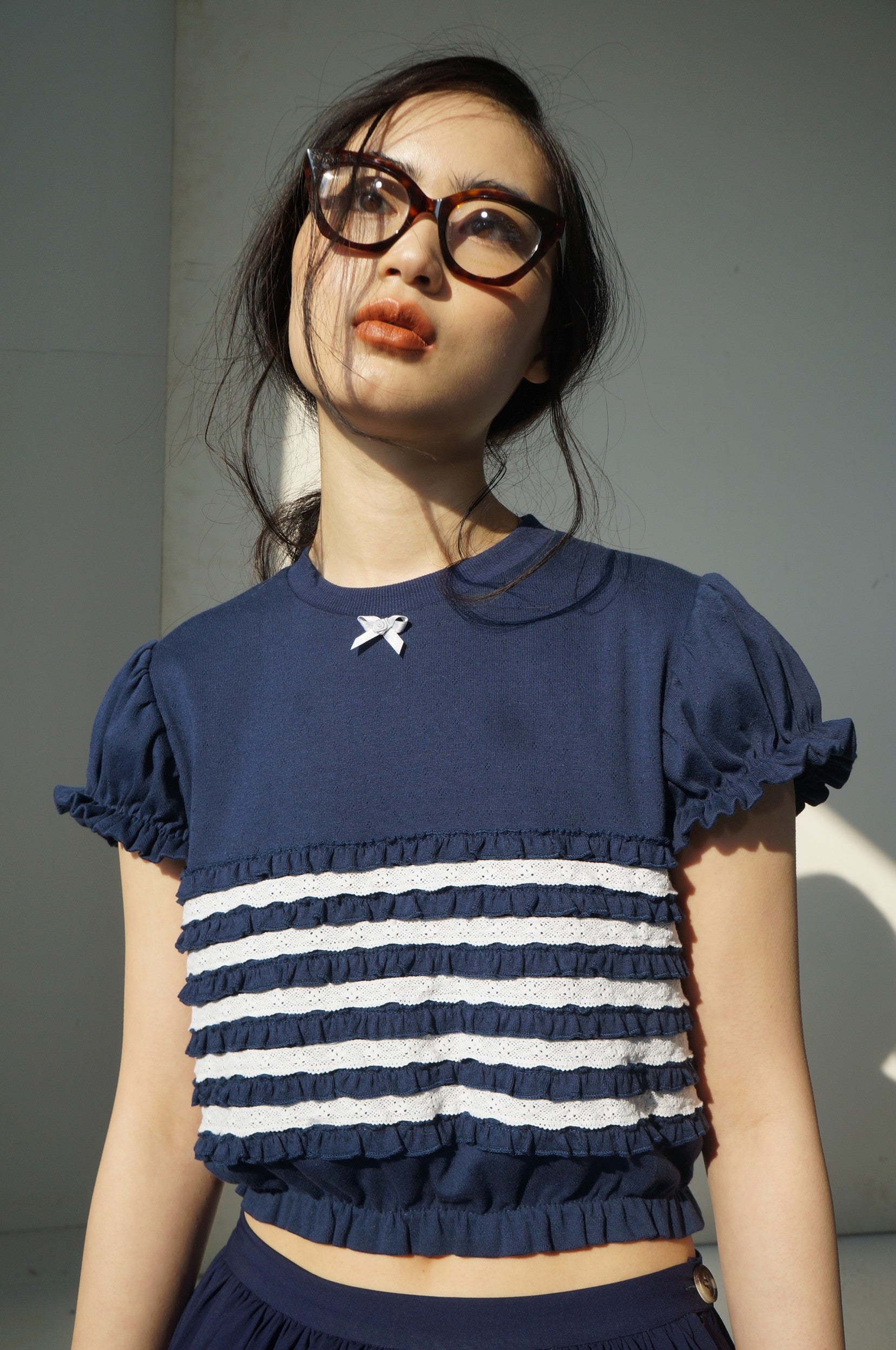 Bubble Sleeve Lace Top-Navy