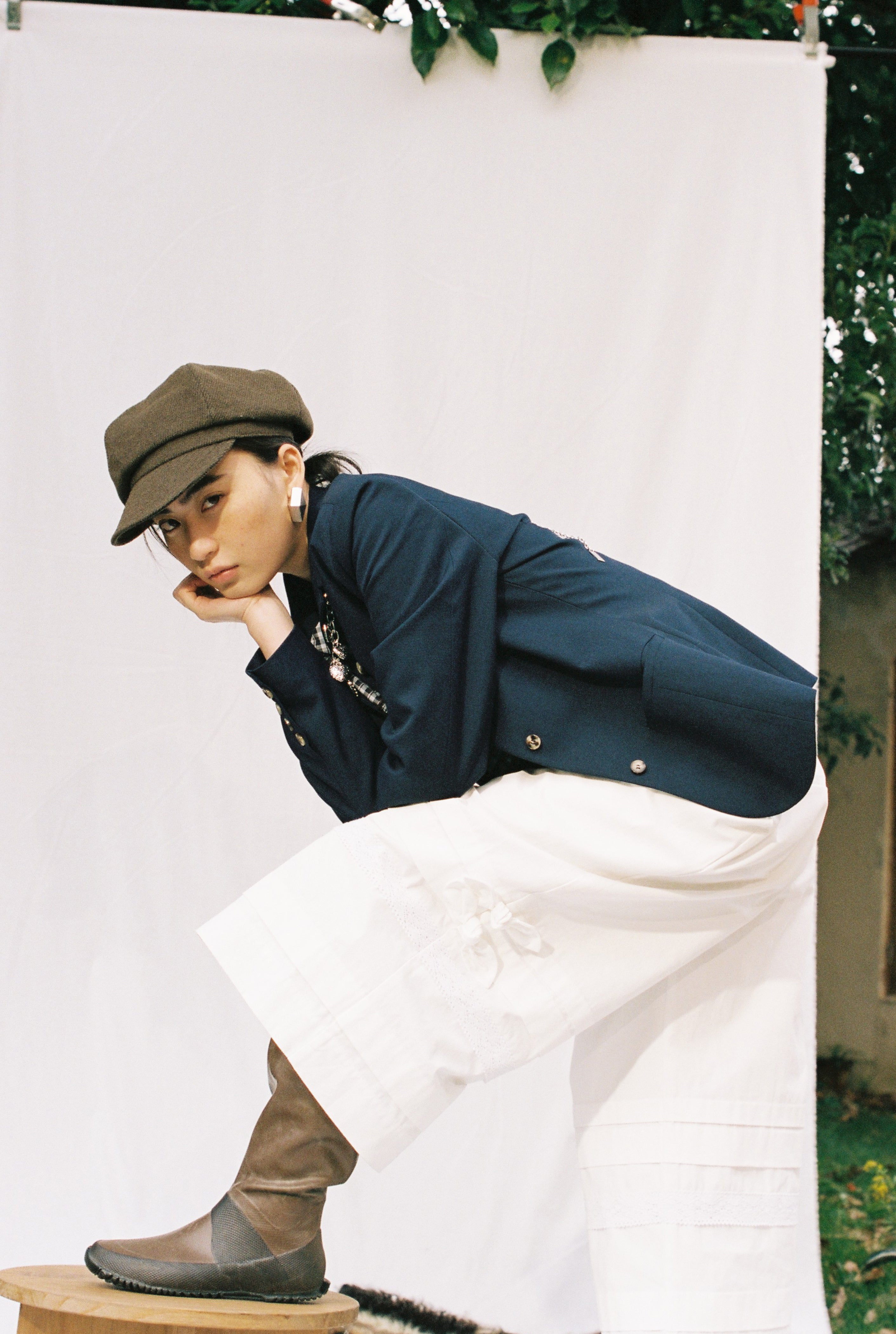 Tucked Elastic Lace-Trim Pants-White