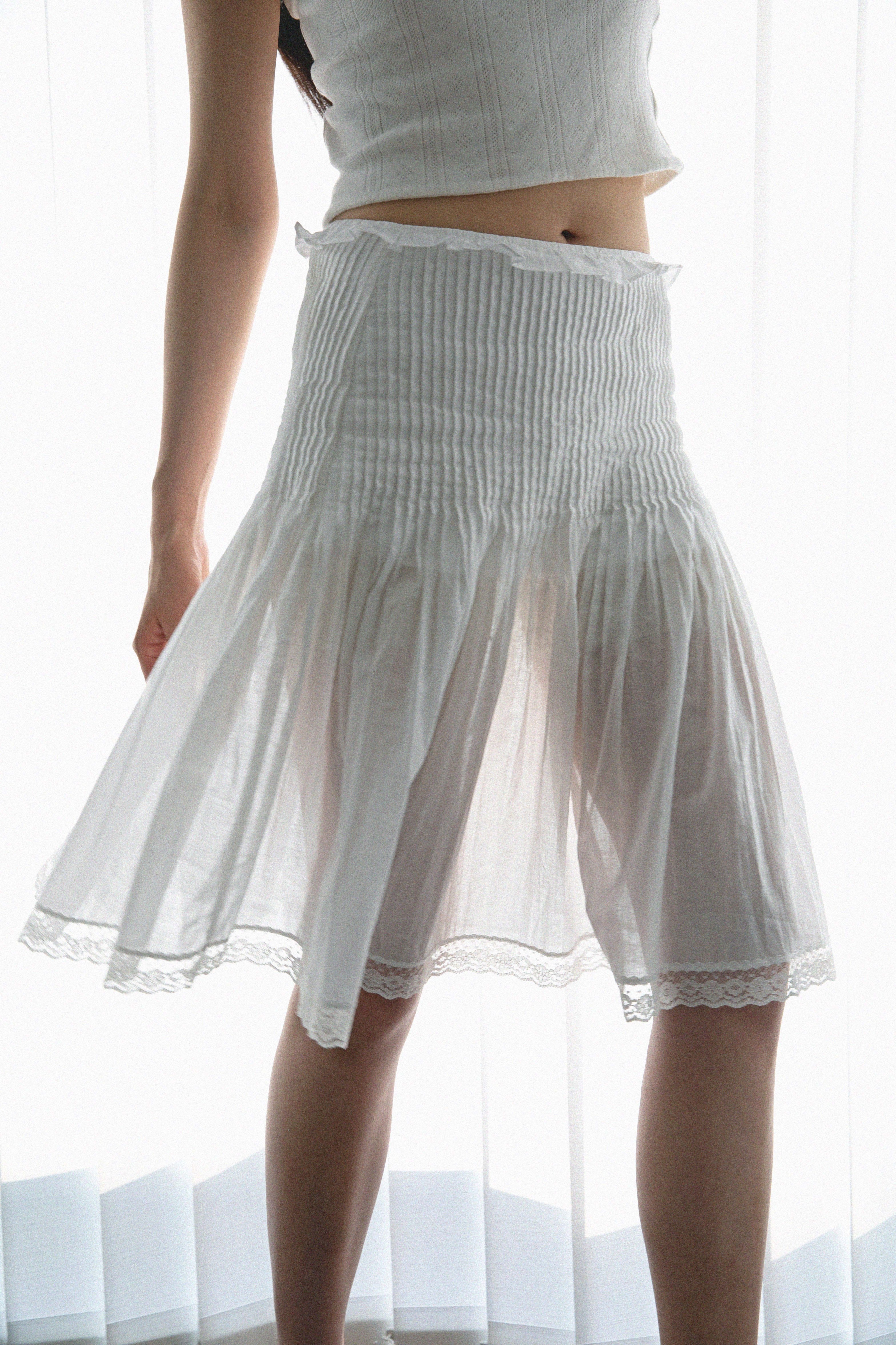 Gathered Pleat Skirt-White