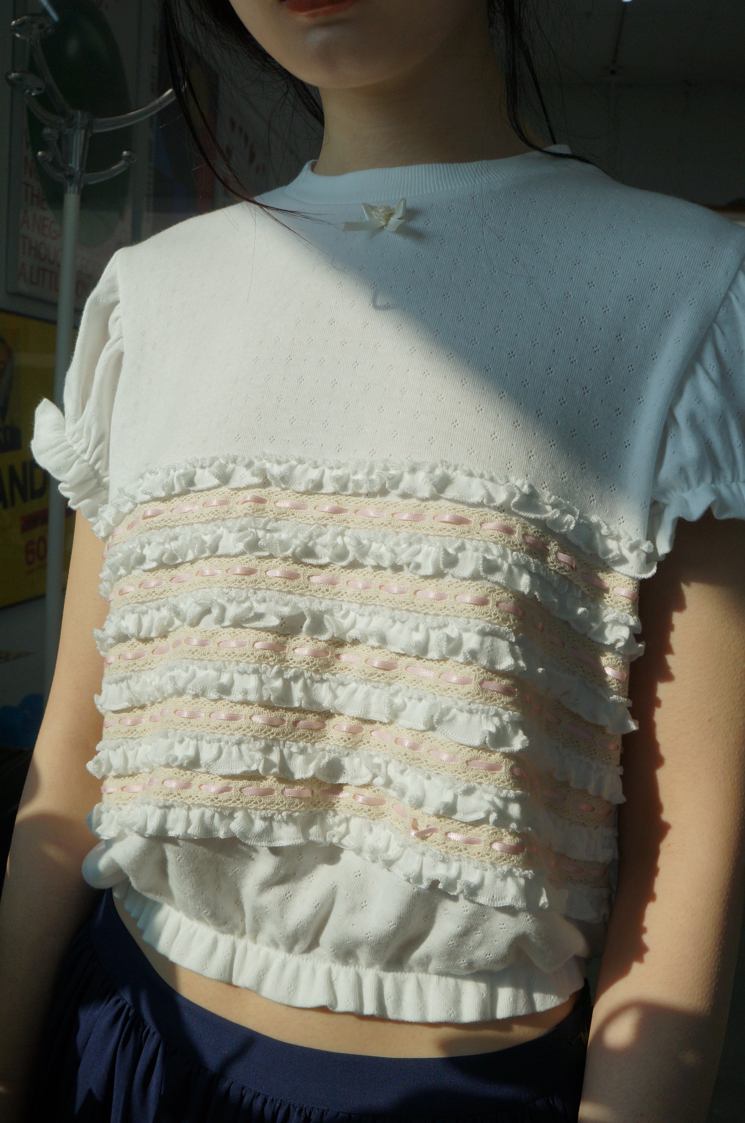 Bubble Sleeve Lace Top-White